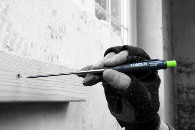 Djuphålspenna med stift i hölster