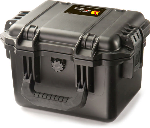 iM2075 Peli Storm Case m/skum
