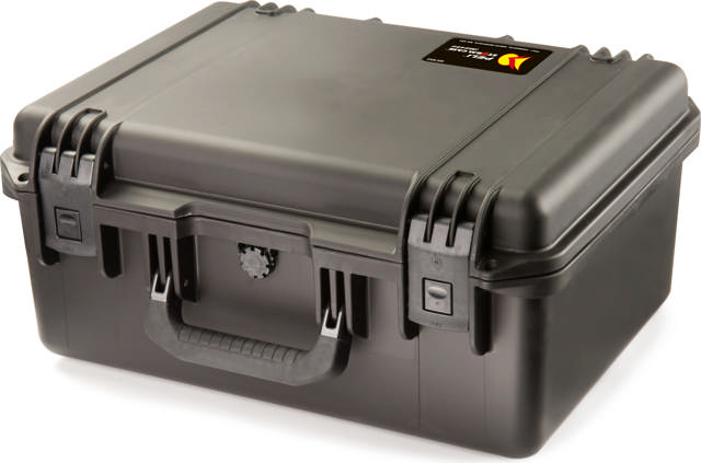 iM2450 Peli Storm Case u/skum